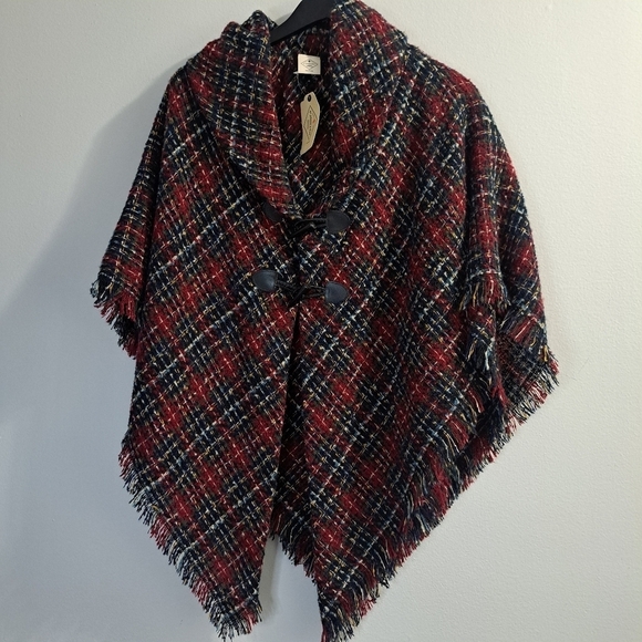 St. John’s Bay Plaid Fringe Toggle Button Poncho One Size - Picture 1 of 11